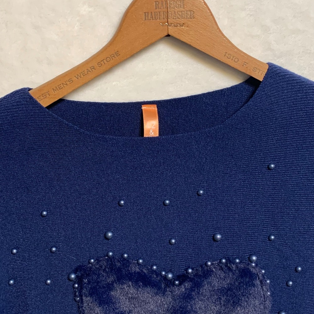 Valentines Day Navy Blue Sweater Faux Fur Heart Pearl Embellished V-Day Womens L - Picture 6 of 7